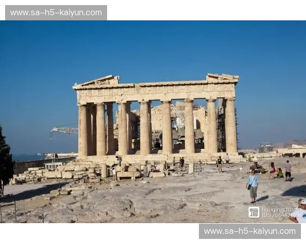 众神之光碰撞桑巴热浪：当雅典卫城的宁静遇见里约海滩的狂欢